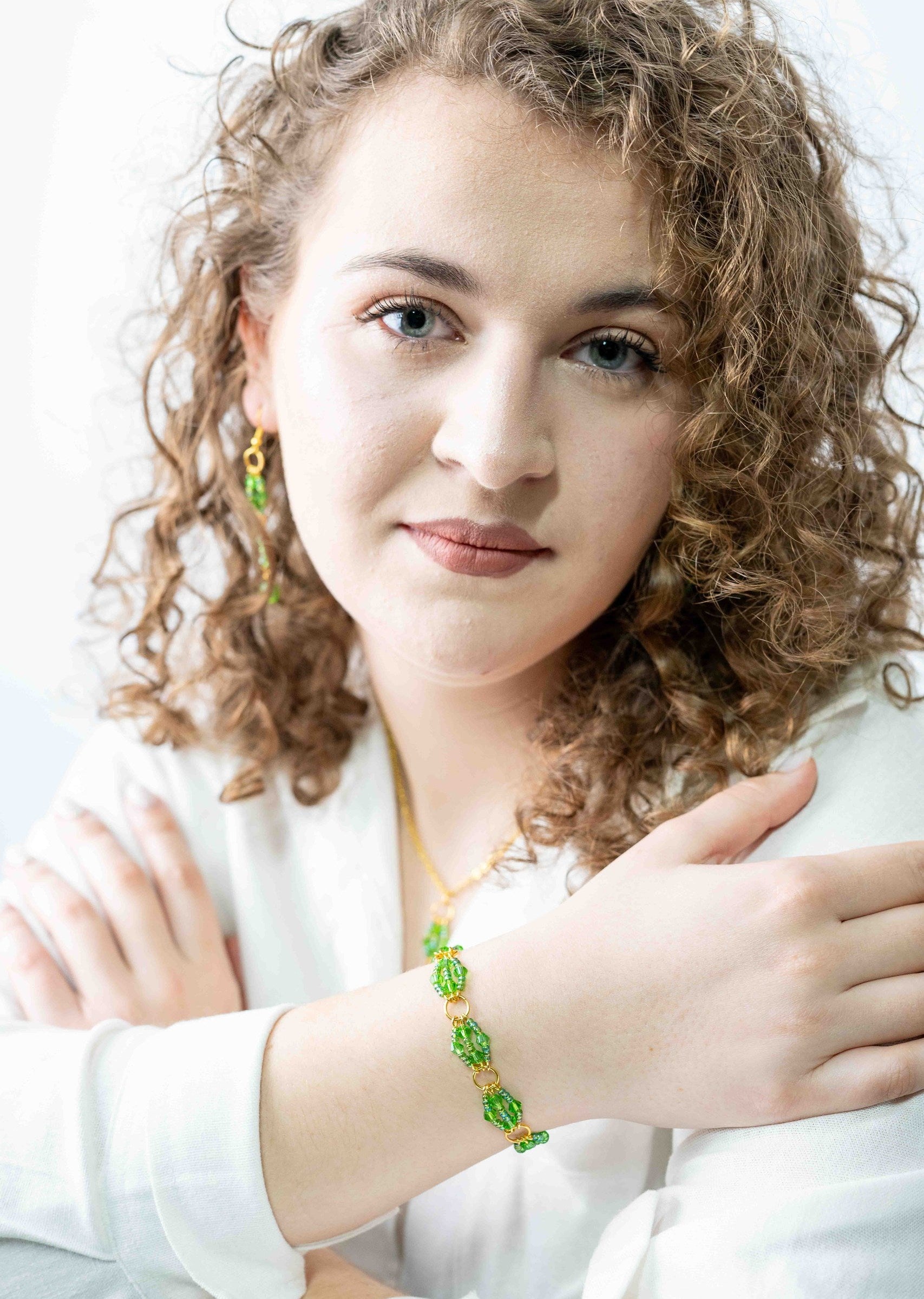 BRĂȚARĂ VERDE – ESENȚE